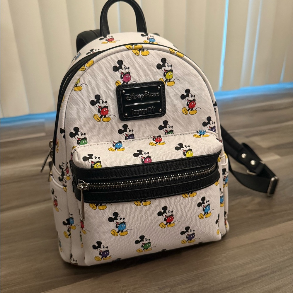 NWOT Loungefly Mickey Mouse Mini Backpack